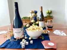 Wine & Games with Rosé - Gift Set 2022 1